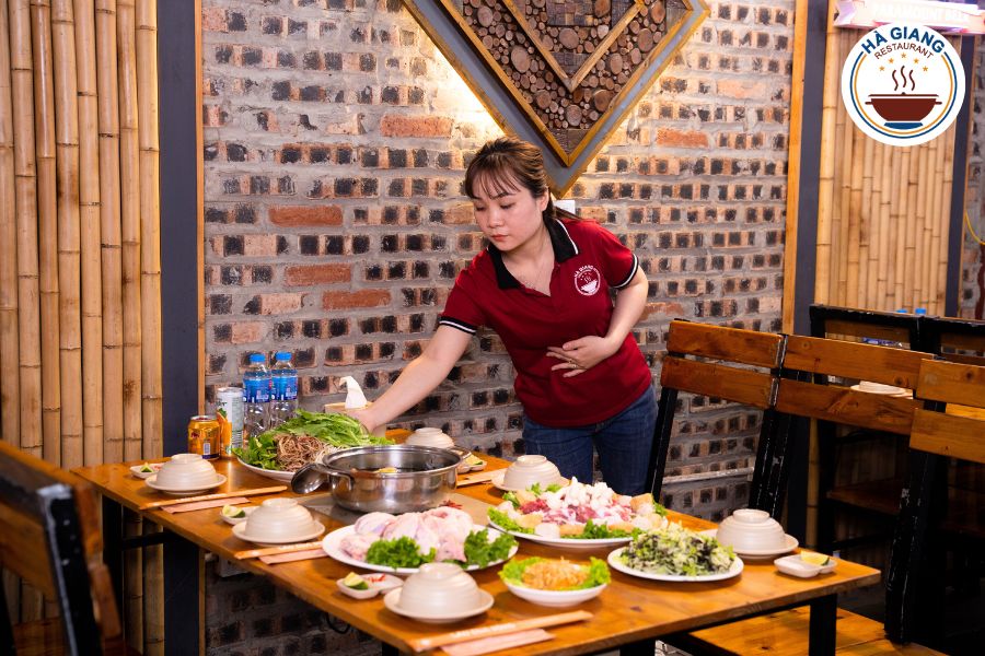 Khám Phá Nhà Hàng Hà Giang: Điểm Hẹn Ẩm Thực Quen Thuộc Giữa Lòng Hà Nội